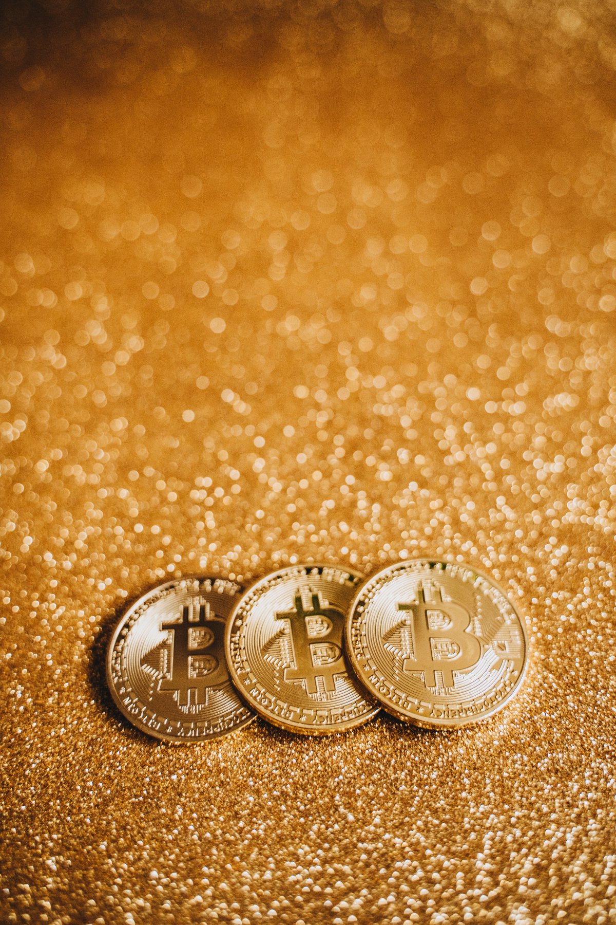 比特币创历史新高后回调企稳监管松绑与资金涌入成焦点