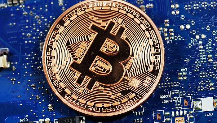 美股三大指数集体高开比特币概念股走高